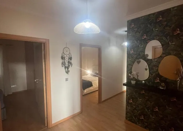 Lägenhet T4 Espacoso Perto Da E Aeroporto