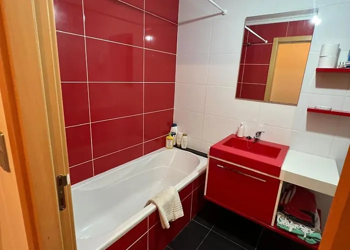 T4 Espacoso Perto Da E Aeroporto * Machico (Madeira)